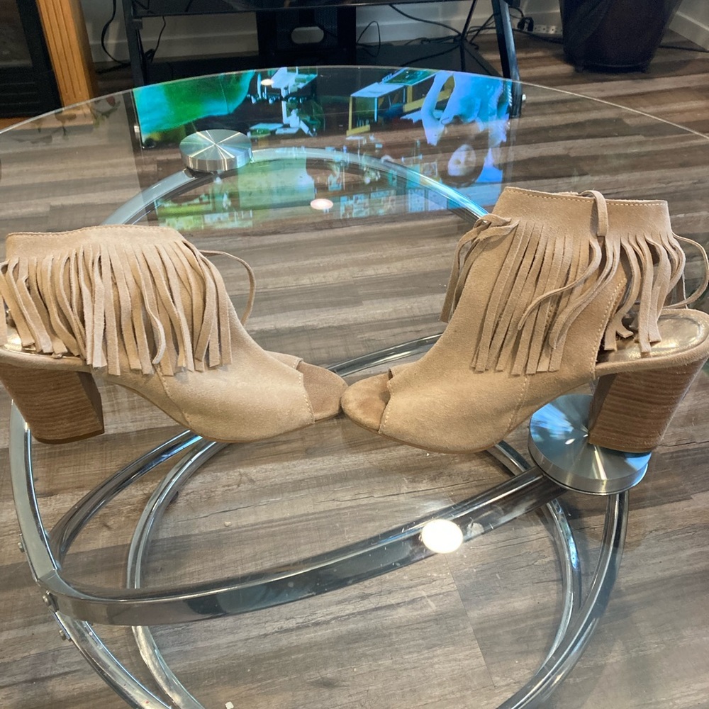 Size 8 gently worn One West
